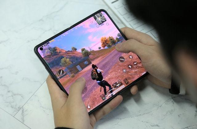 和平精英辅助：游戏公平性与技术挑战